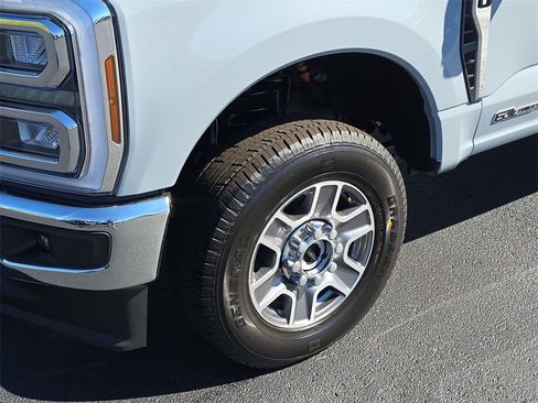 New 2026 Ford F350 Lariat image 10