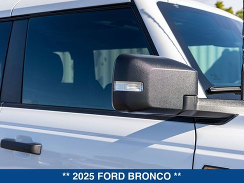 New 2025 Ford Bronco Badlands AWD/4WD image 12