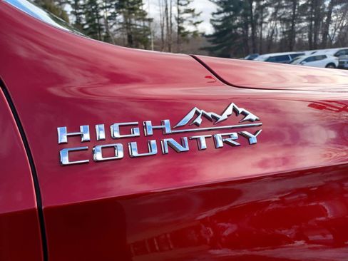 Used 2025 Chevrolet Tahoe High Country image 37