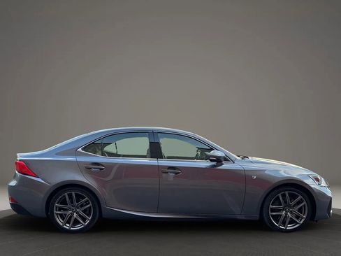 Used 2020 Lexus IS 350 F Sport w/ F Sport Package image 10