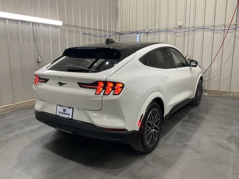 Used 2025 Ford Mustang Mach-E Premium image 22