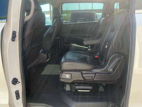 Used 2018 Honda Odyssey Elite image 17