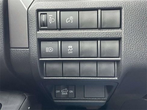 Used 2025 Toyota Tacoma SR5 image 26