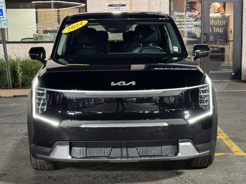 Used 2024 Kia EV9 Light Long Range image 6