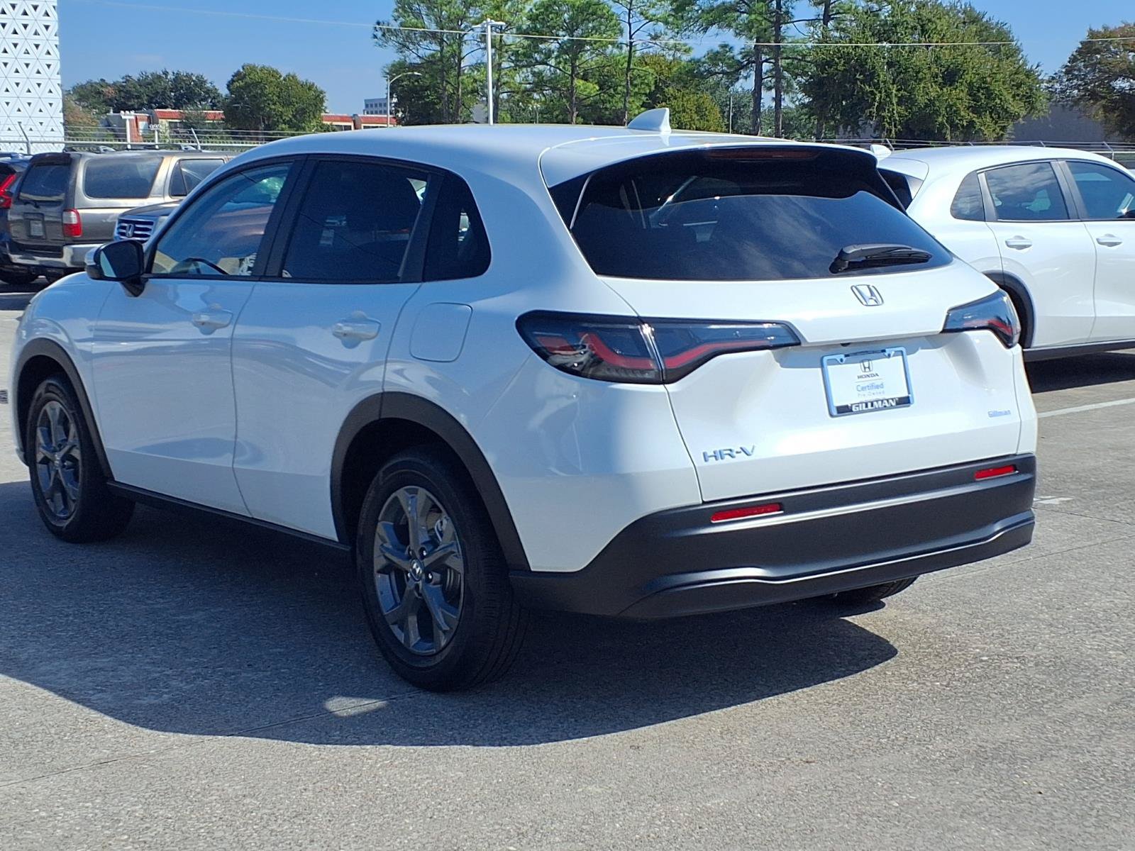 Certified 2027 Honda HR-V LX image 3