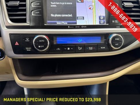 Used 2019 Toyota Highlander SE image 4