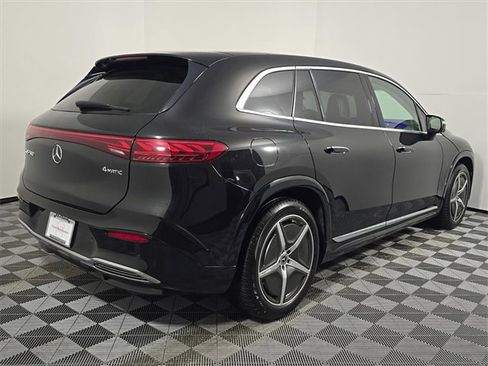 Used 2023 Mercedes-Benz EQS 580 4MATIC SUV image 7