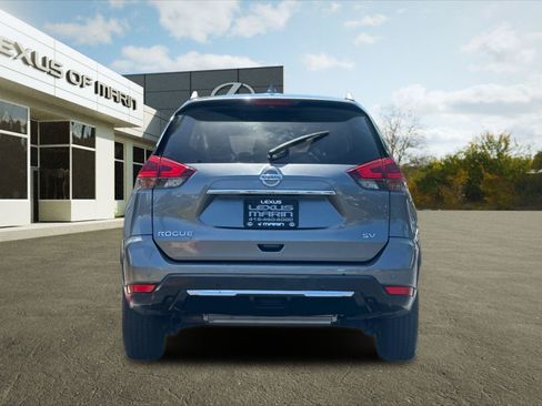Used 2019 Nissan Rogue SV FWD image 9