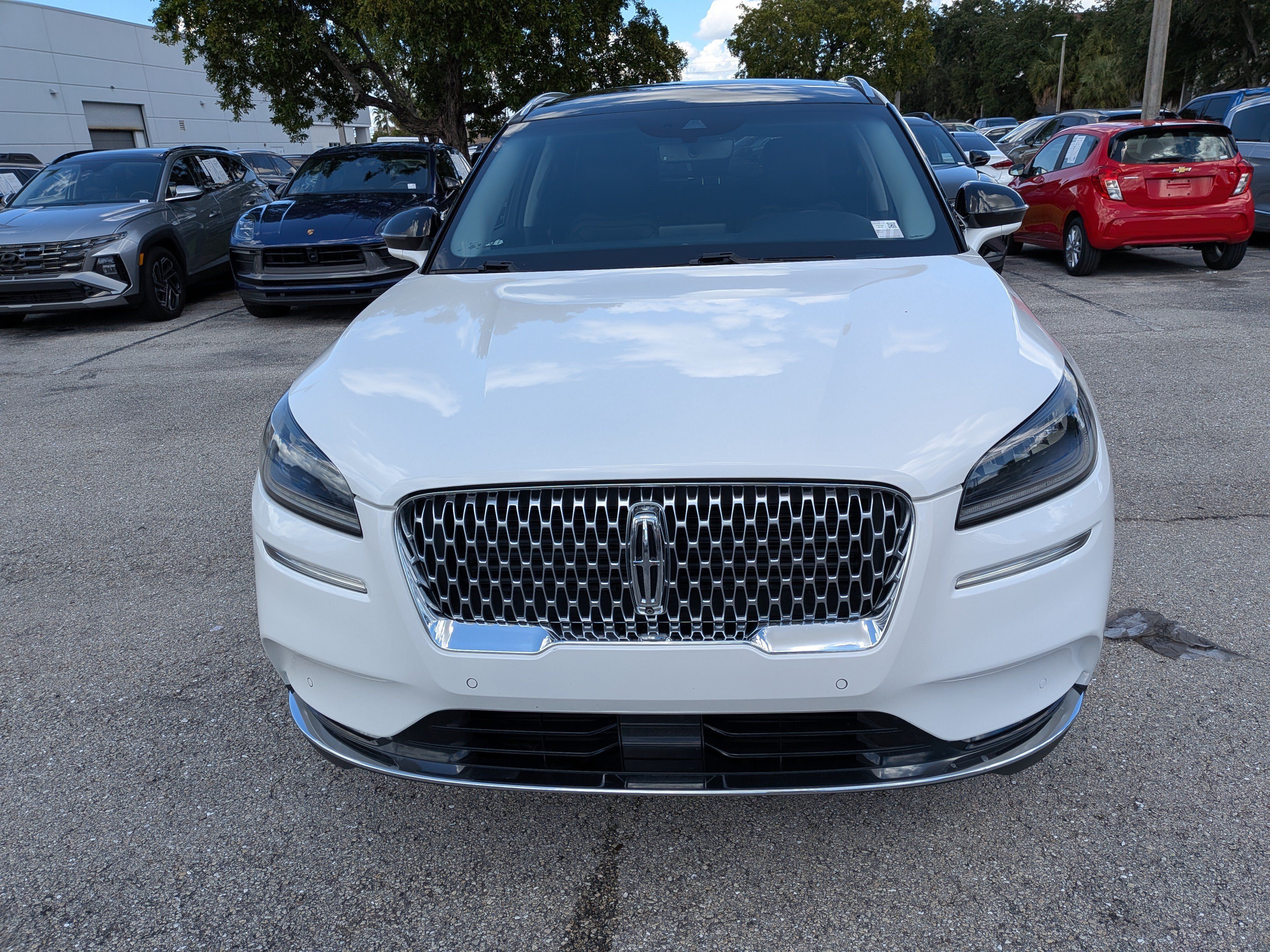 Used 2020 Lincoln Corsair Reserve w/ Equipment Group 201A AWD/4WD image 9
