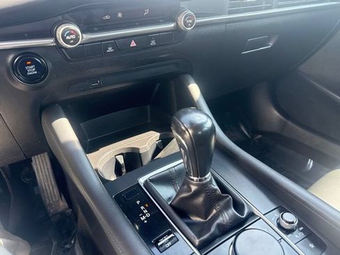 Used 2020 MAZDA MAZDA3 AWD Sedan w/ Select Package image 18