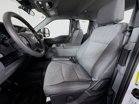 Used 2023 Ford F250 XL image 12