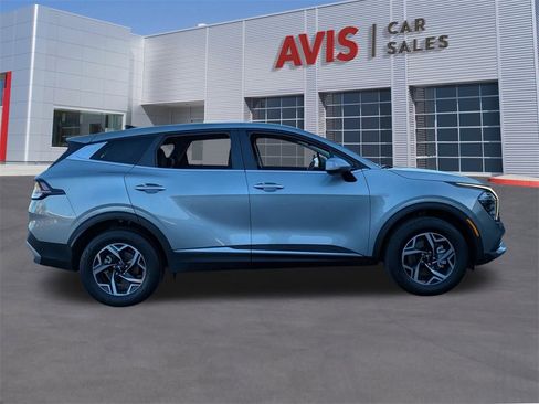 Used 2024 Kia Sportage LX image 5