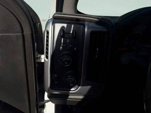 Used 2018 GMC Sierra 1500 SLE w/ SLE Value Package image 24