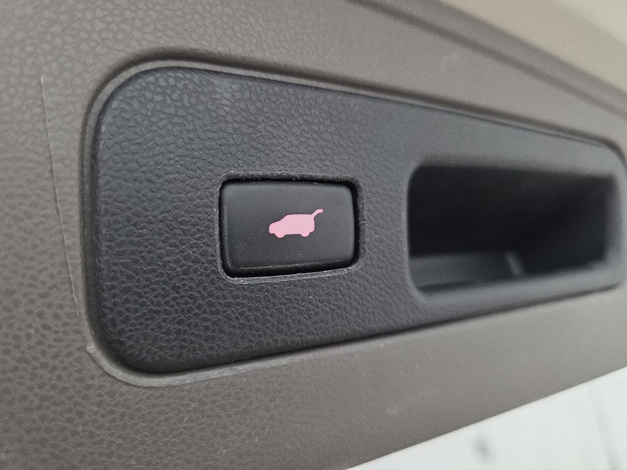 Used 2014 Honda Odyssey Touring image 34