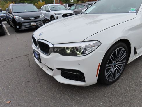 Used 2017 BMW 530i xDrive image 9