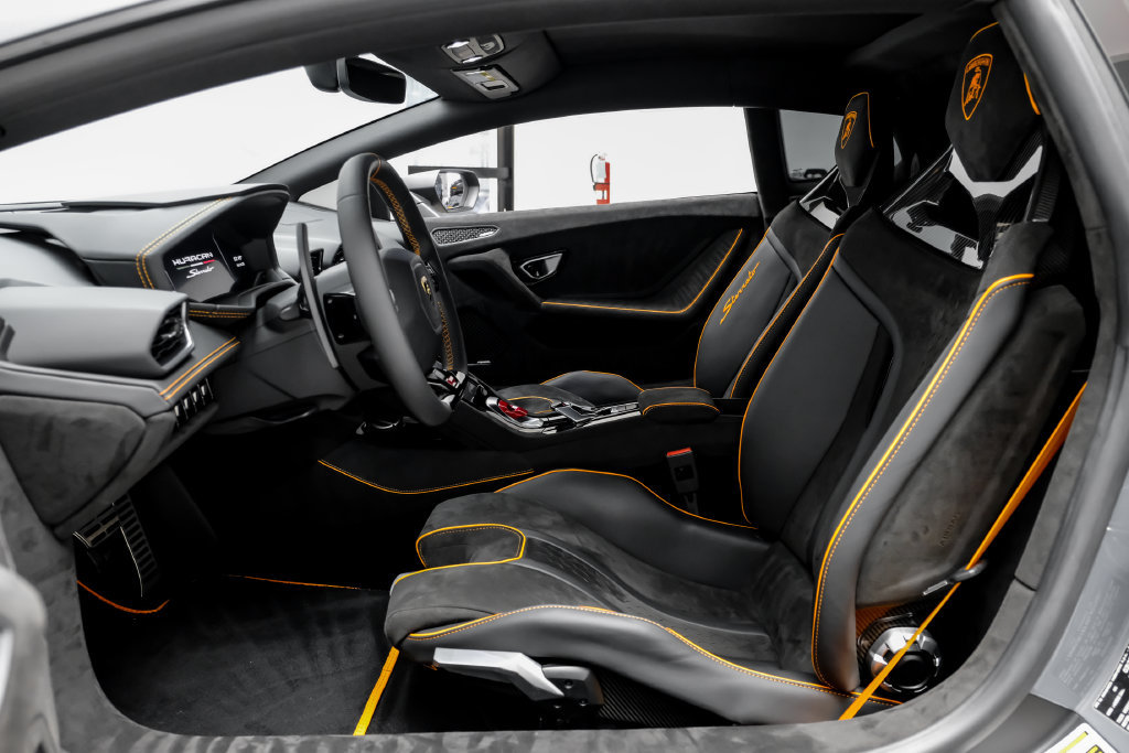Used 2024 Lamborghini Huracan Sterrato AWD/4WD image 6