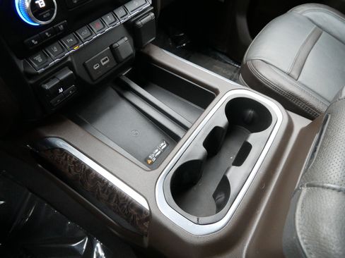 Certified 2022 GMC Sierra 2500 Denali image 24