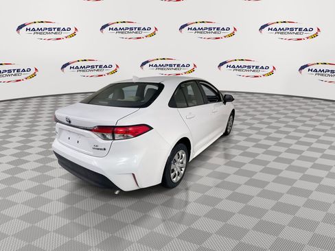 Used 2023 Toyota Corolla LE FWD image 8