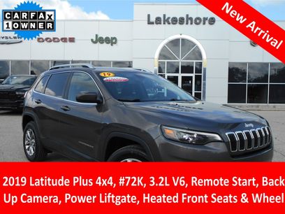 Certified 2019 Jeep Cherokee Latitude Plus w/ Comfort/Convenience Group