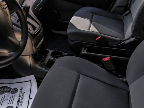 Used 2019 Nissan NV200 S w/ Cruise Control Package image 22