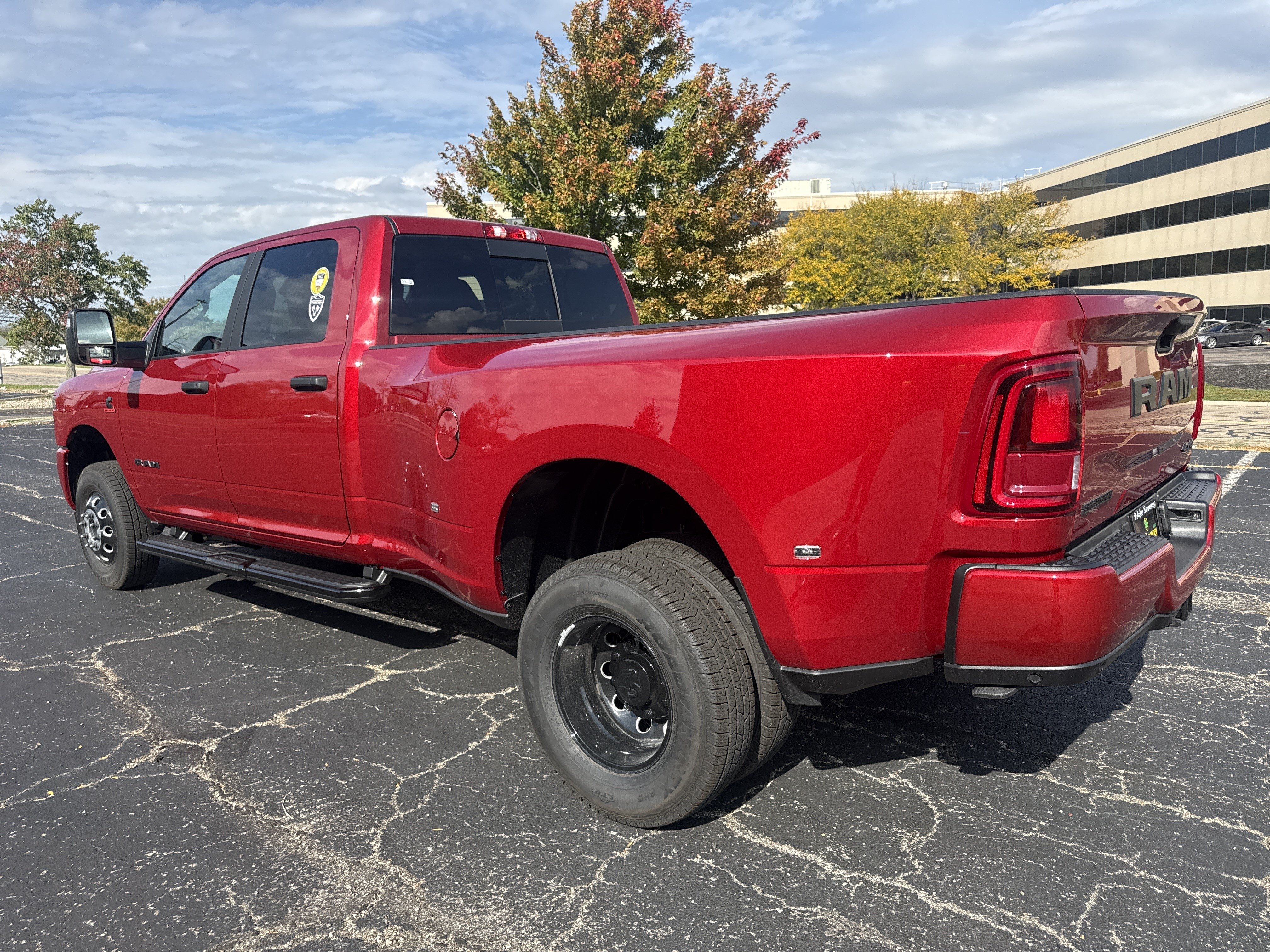 New 2027 RAM 3500 Big Horn AWD/4WD image 5