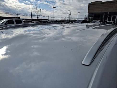 New 2026 Cadillac XT5 Luxury image 16