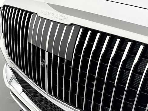 New 2026 Mercedes-Benz Maybach S 580 4MATIC image 13