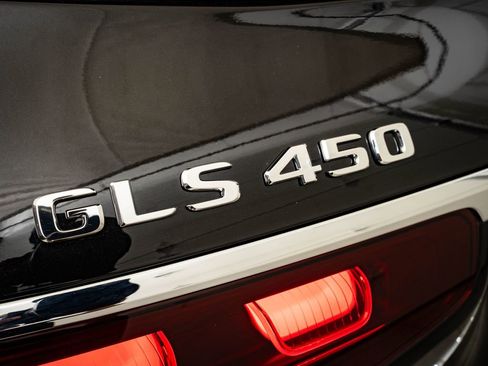 New 2026 Mercedes-Benz GLS 450 4MATIC image 19