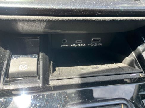 Used 2024 Subaru Outback Wilderness AWD/4WD image 48