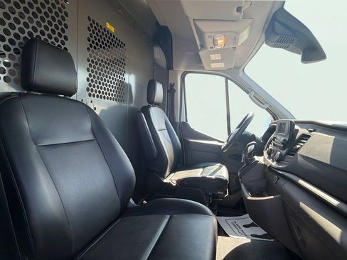 Used 2020 Ford Transit 250 Medium Roof RWD image 12