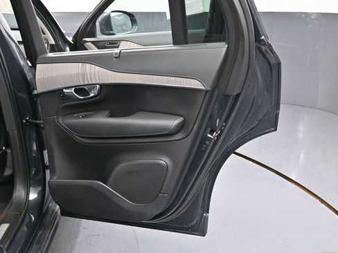 Used 2021 Volvo XC90 T8 Inscription w/ Protection Package Premier image 40