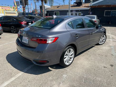 Used 2017 Acura ILX FWD image 5