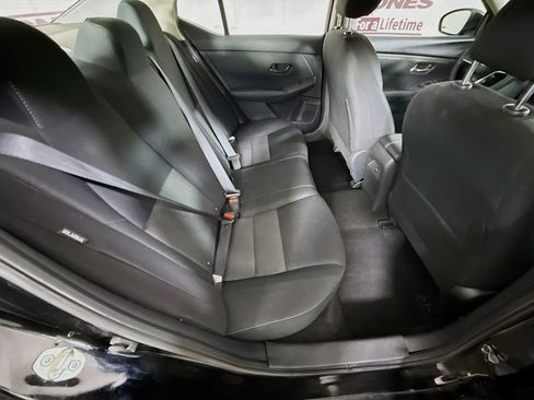 Certified 2024 Nissan Sentra SV image 28