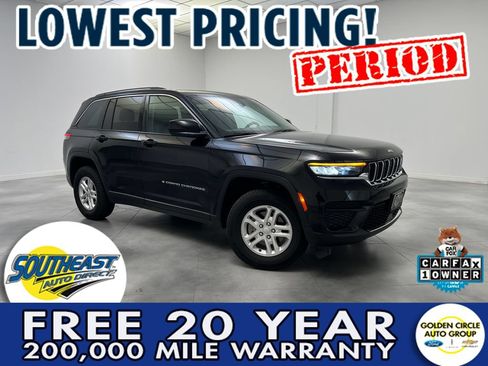 Used 2024 Jeep Grand Cherokee Laredo RWD image 1