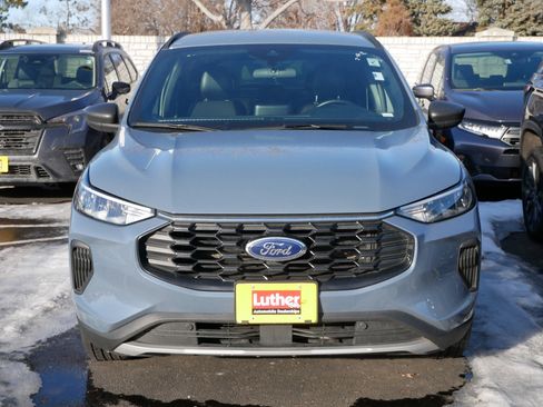 Used 2025 Ford Escape ST-Line image 2