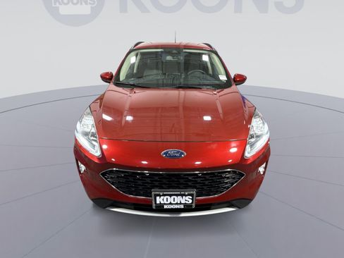 Used 2020 Ford Escape Titanium image 44