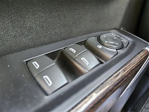 Used 2020 GMC Sierra 1500 SLE w/ SLE Value Package image 30