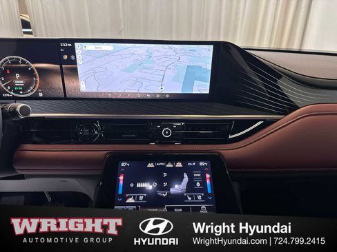 Used 2025 INFINITI QX80 Autograph image 25