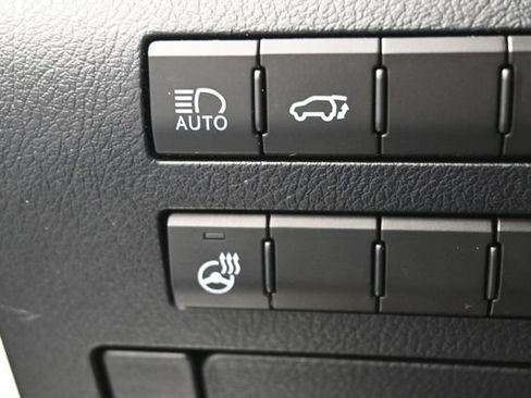 Used 2022 Lexus RX 350L Premium w/ Premium Package AWD/4WD image 11