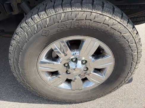 Used 2011 Ford F150 Lariat w/ Lariat Chrome Pkg image 30