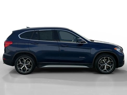 Used 2017 BMW X1 sDrive28i image 6