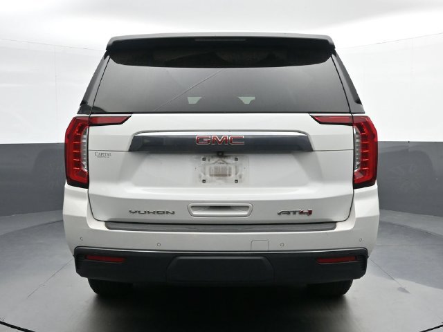 Used 2023 GMC Yukon XL AT4 AWD/4WD image 8