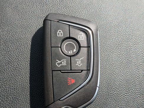 New 2025 Cadillac Escalade IQ Luxury 1 w/ LPO, Radiant Package image 38