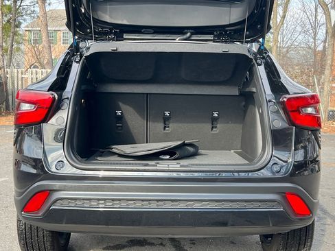 Used 2024 Chevrolet Trax RS image 14