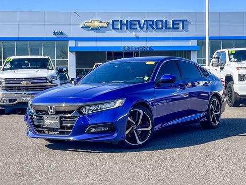Used 2018 Honda Accord Sport image 1