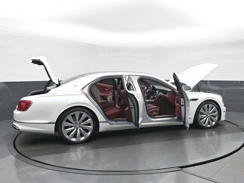 Used 2020 Bentley Flying Spur W12 AWD/4WD image 40