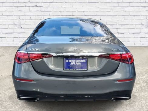 Used 2022 Mercedes-Benz S 500 4MATIC w/ AMG Line Package image 3