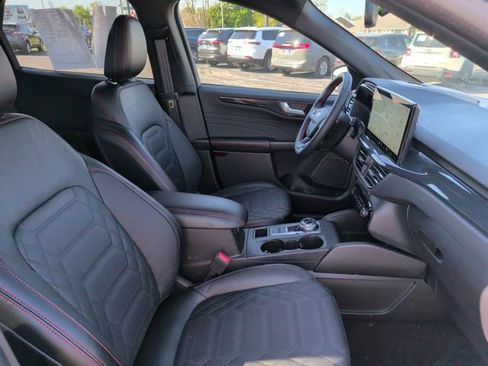 Used 2024 Ford Escape ST-Line Elite w/ Premium Technology Package AWD/4WD image 16