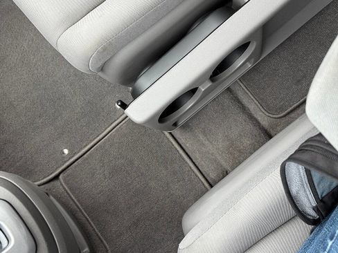 Used 2011 Honda CR-V LX image 57