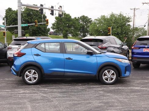 Used 2022 Nissan Kicks S FWD image 5